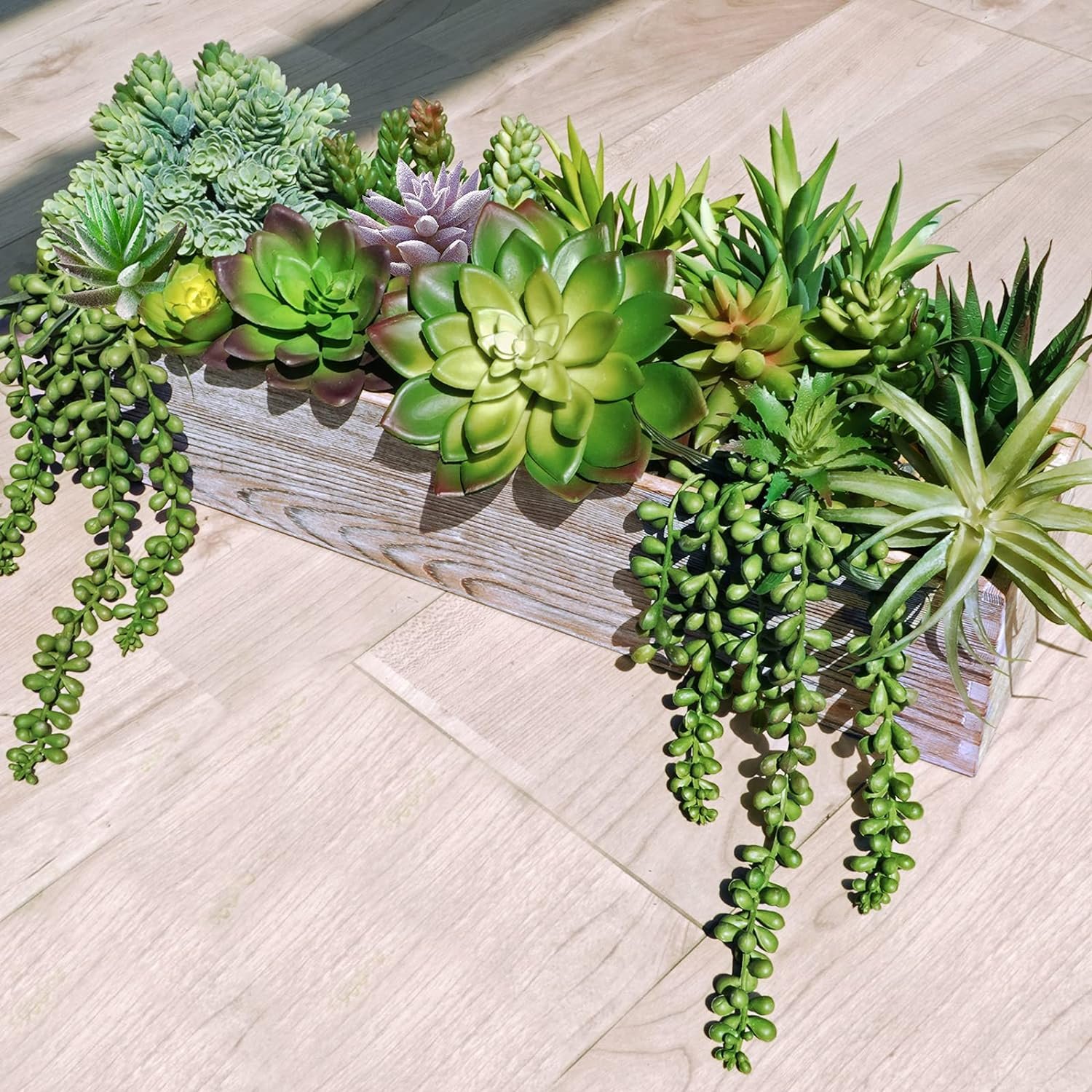 Winlyn 19 Pcs Assorted Artificial Succulents Plants Unpotted Small Green Hanging Succulent Aloe Fake Cacti Succulents Bulk for Succulent Garden Centerpiece Wreath Arrangement Indoor Outdoor Home Decor